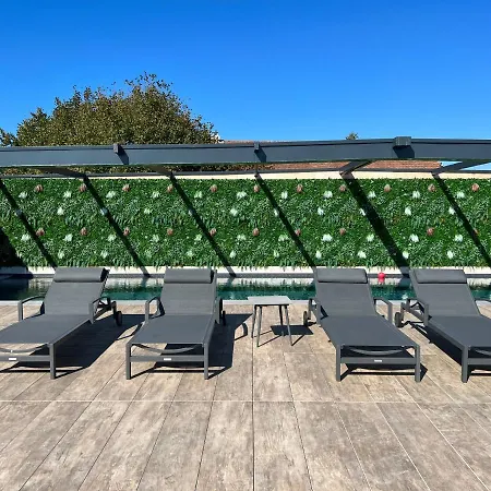 Magnifique Maison Contemporaine Proche D'aix エクスレバン